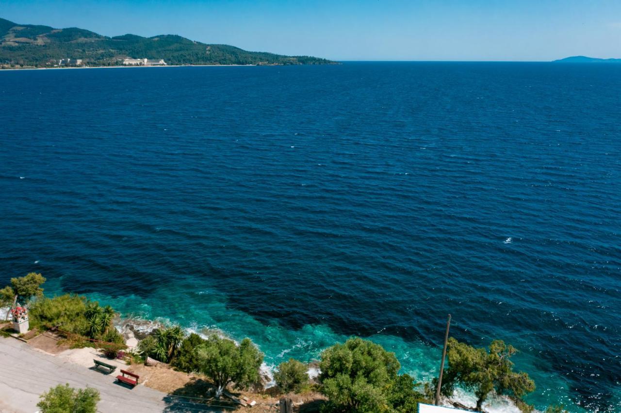Anemos Seaside Apartment Neos Marmaras Exterior foto